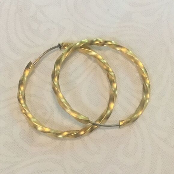 Gold Plated Twisted Rope Hoop Earrings - Picture 4 of 5